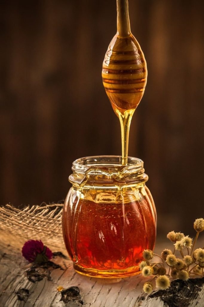 HONEY USED TO MAKE THE FACIAL MASK